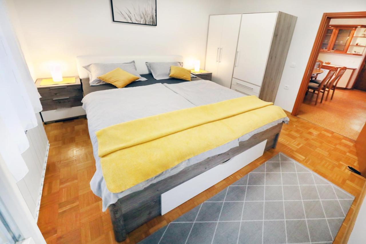 Apartma Vila Zigmund Cerknica Exterior foto